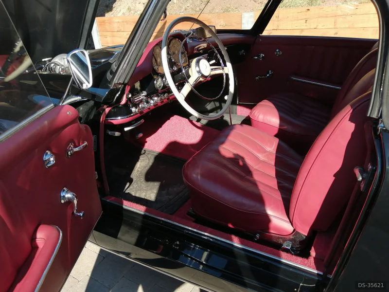 1959 Mercedes-Benz 190SL in Llangadog 7