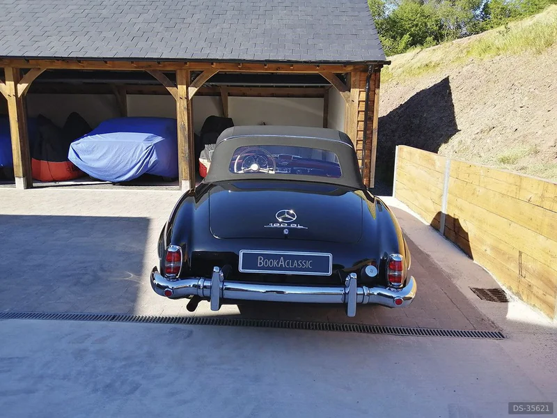 1959 Mercedes-Benz 190SL in Llangadog 5