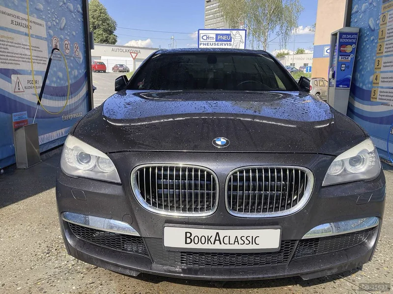2012 BMW 740d Long M packet in Havířov 4