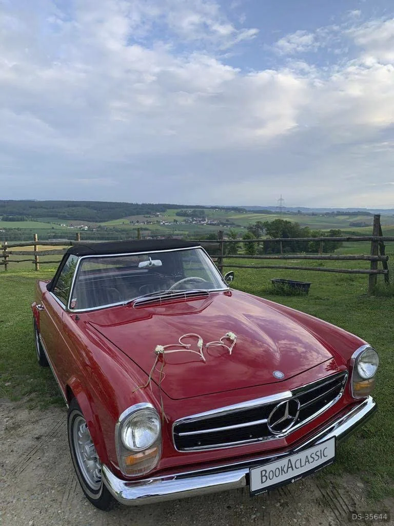 1967 Mercedes-Benz 250 SL Cabriolet in St. Marienkirchen Bei Schärding