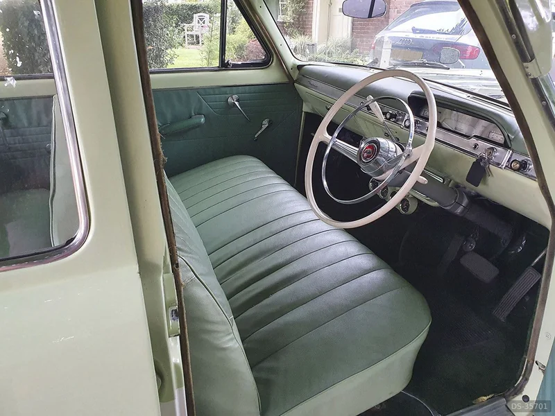 1962 Ford Zephyr in Southampton 7