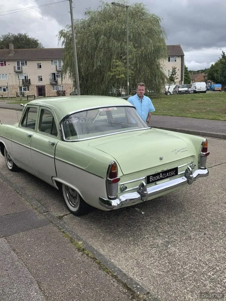 1962 Ford Zephyr in Southampton 10