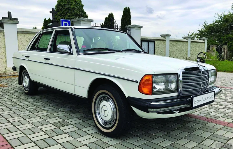 1984 Mercedes-Benz W123 in Poděbrady 3