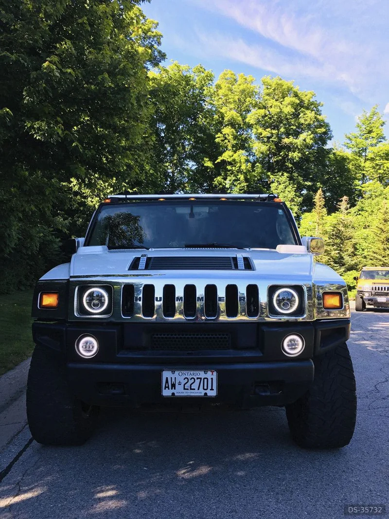 2003 Hummer H2 in Toronto 3