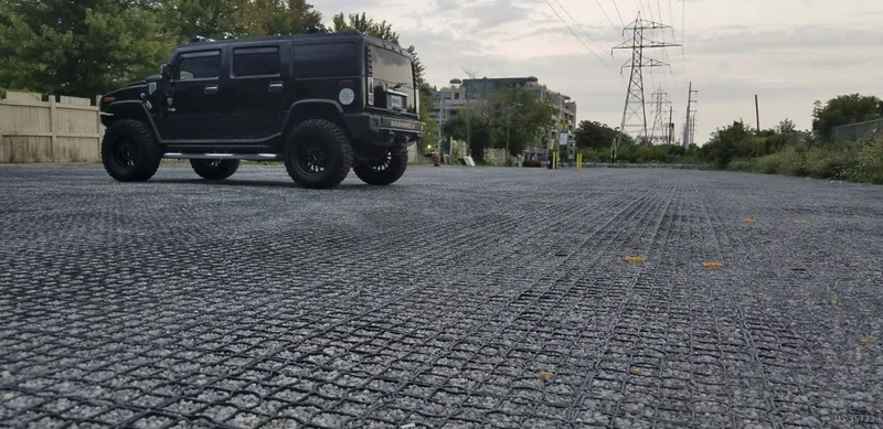 2005 Hummer H2 in Toronto 4
