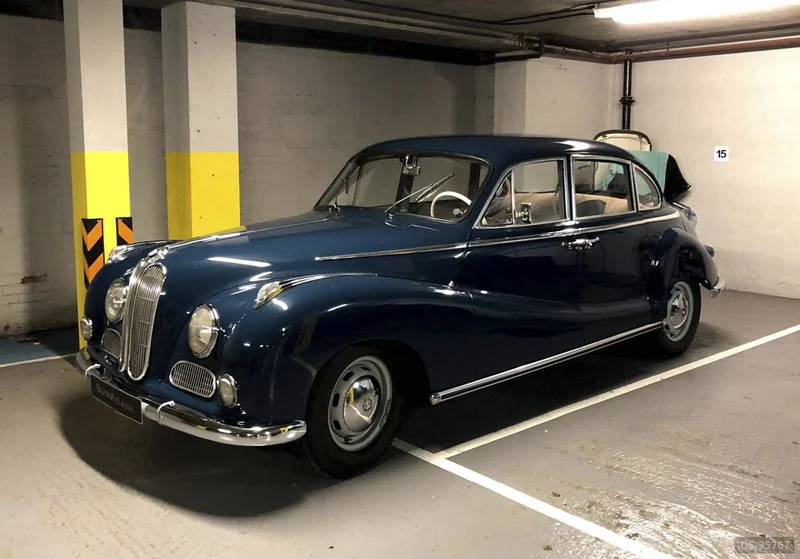 1961 BMW 502 in London 2