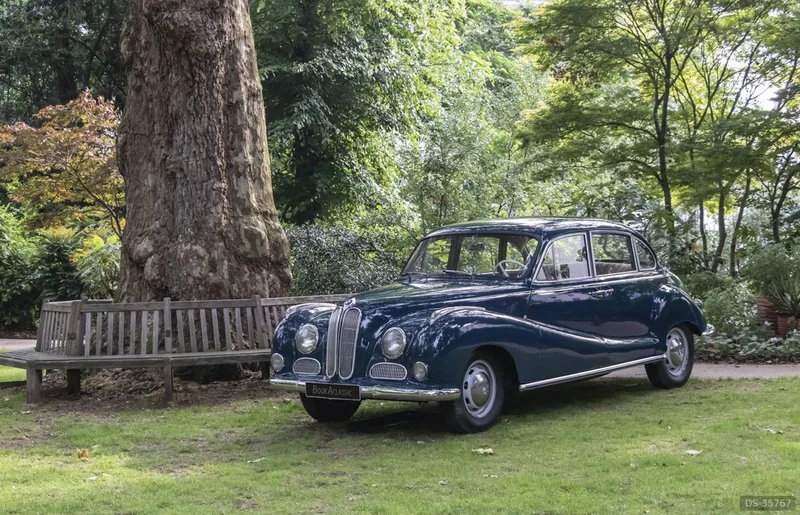 1961 BMW 502 in London