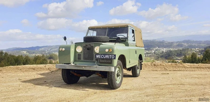 1966 Land Rover Regular 88 in Vila Meã, Amarante