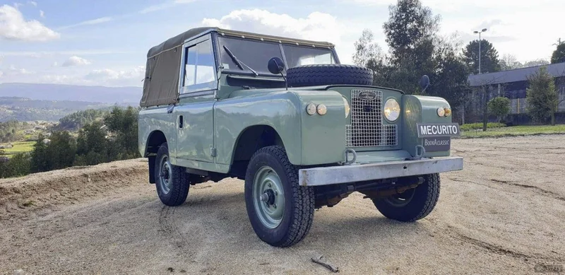 1966 Land Rover Regular 88 in Vila Meã, Amarante 5