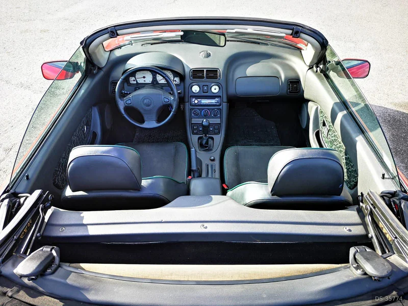 1996 MG MGF in Vila Meã, Amarante 3