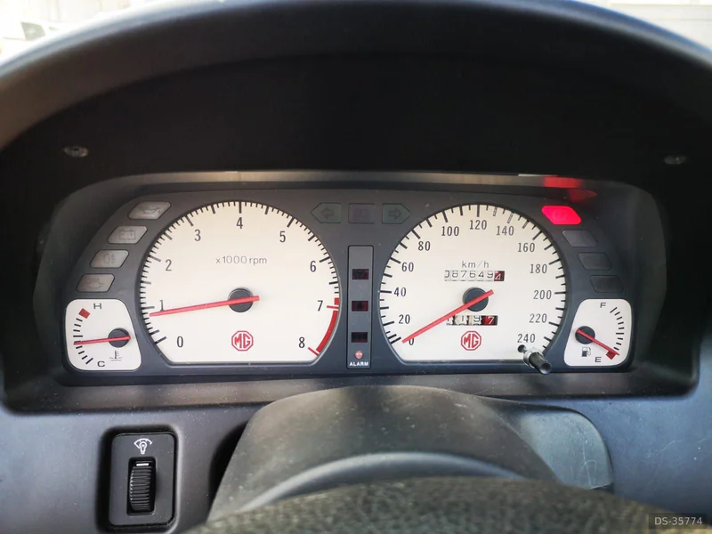 1996 MG MGF in Vila Meã, Amarante 5
