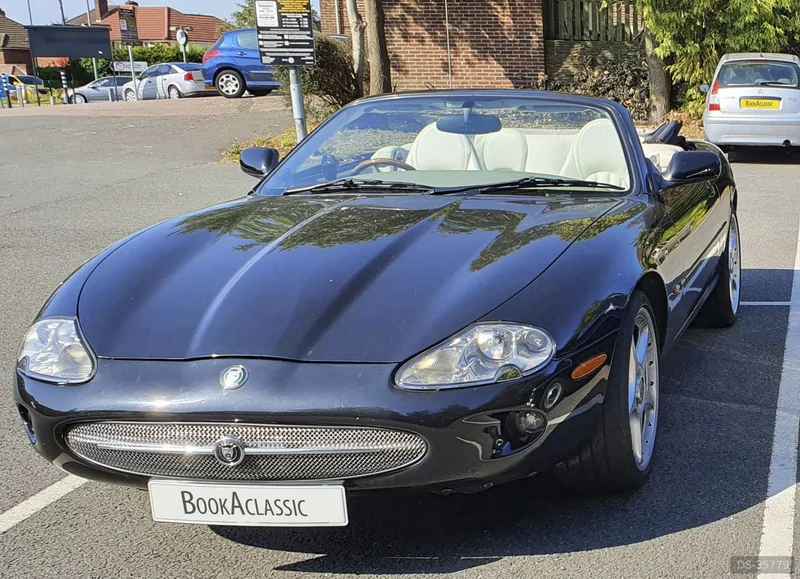 2000 Jaguar XK8 in Solihull 2