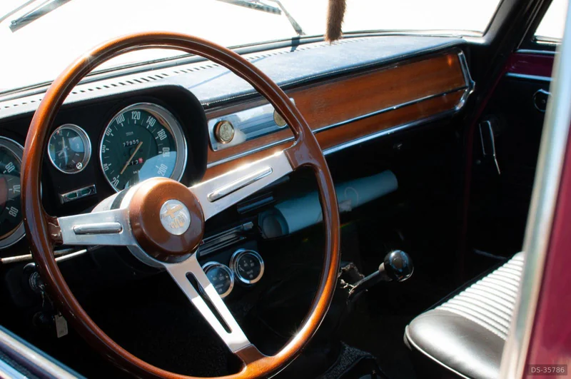 1973 Alfa Romeo Giulia Super 1.3 in Locorotondo 3