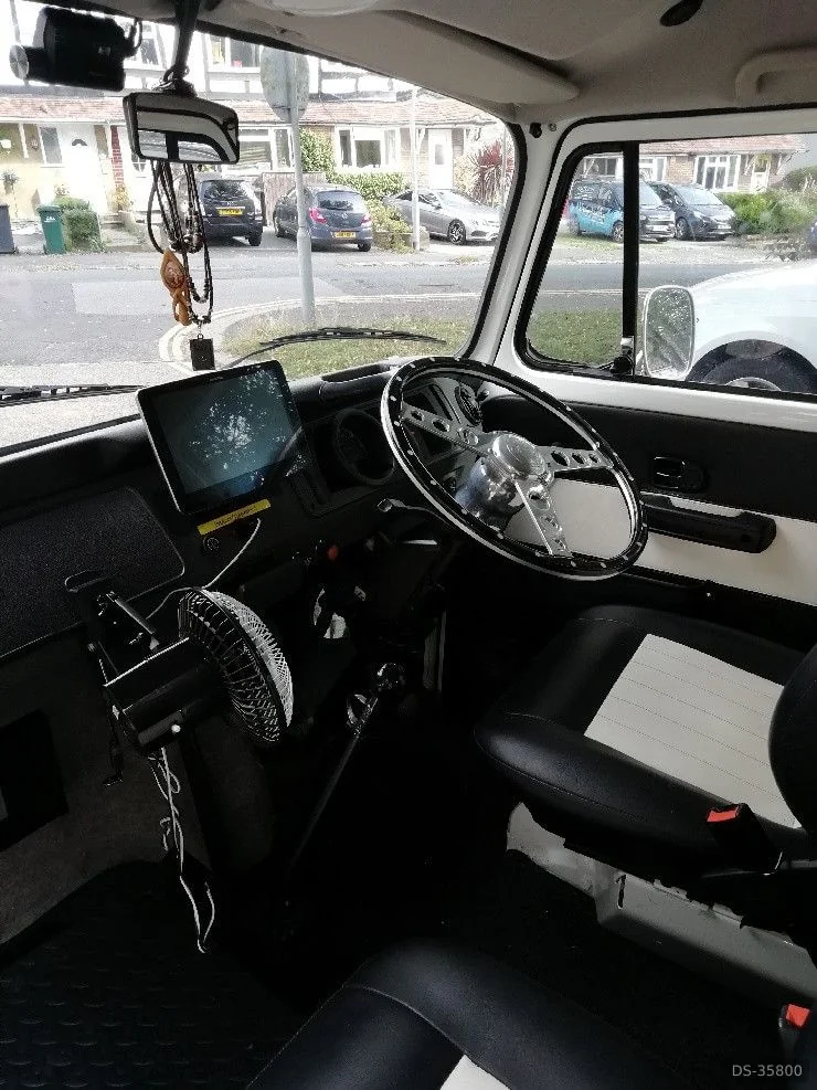 2010 Volkswagen Danbury Brazilian in Hove 7