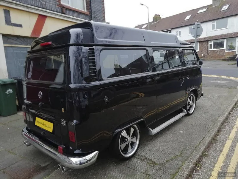 2010 Volkswagen Danbury Brazilian in Hove 8
