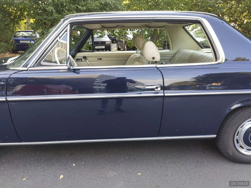 1971 Mercedes-Benz W114 Coupé in Köln 4