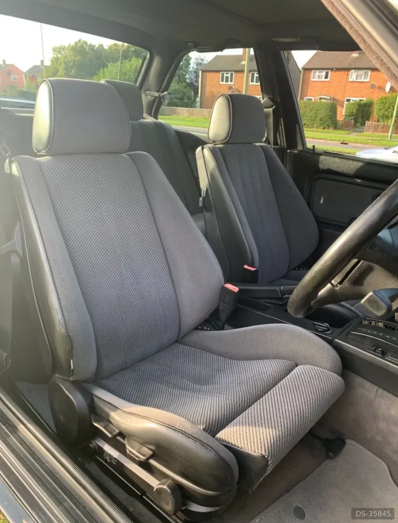 1989 BMW 325i Sport in London 6