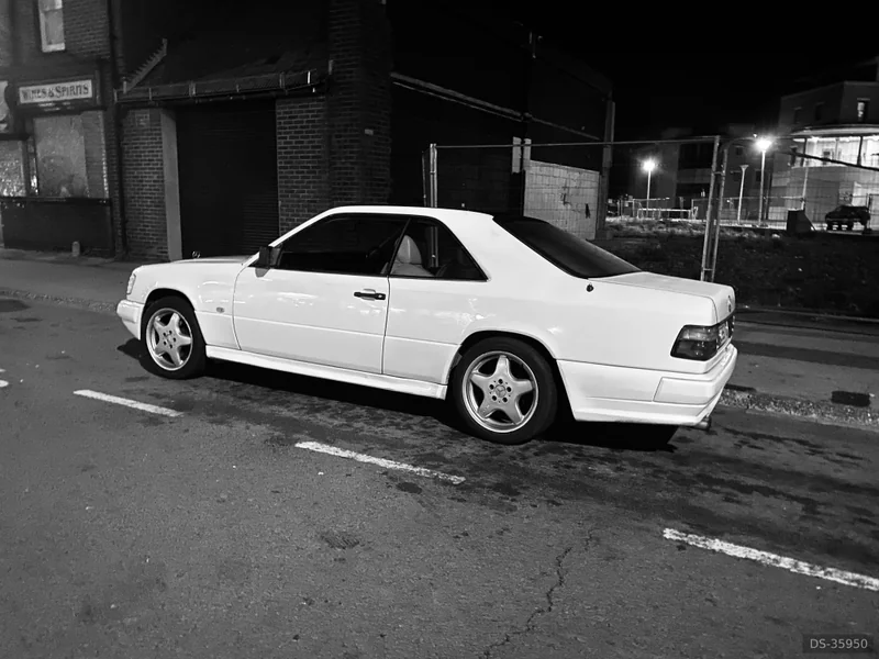 1987 Mercedes-Benz 300CE in Sturminster Newton 2
