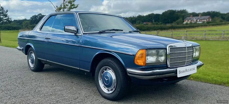 1983 Mercedes-Benz 230CE in London 4
