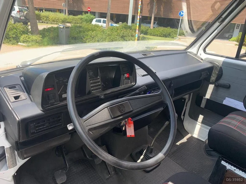 1988 Volkswagen T3 Camper in Viladecans 3