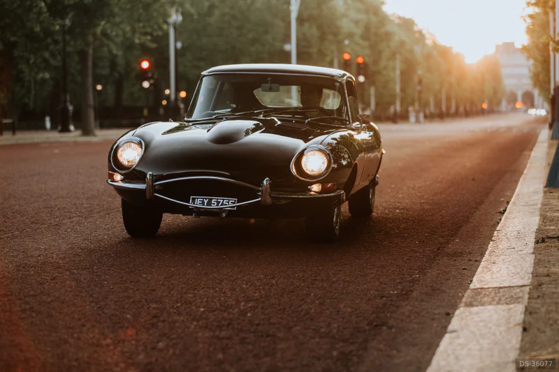 1968 Jaguar E-type in London 6