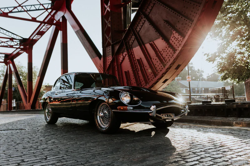 1968 Jaguar E-type in London 8