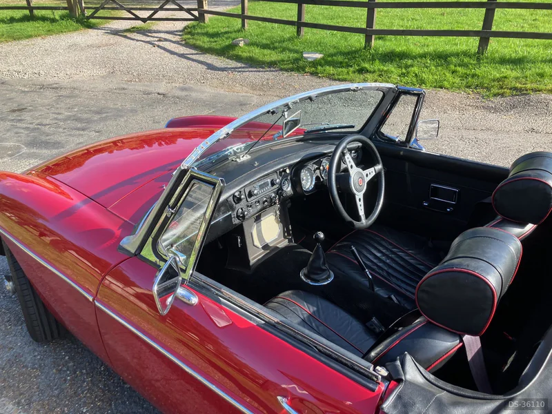 1967 MG B Roadster