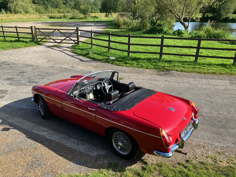 1967 MG B Roadster