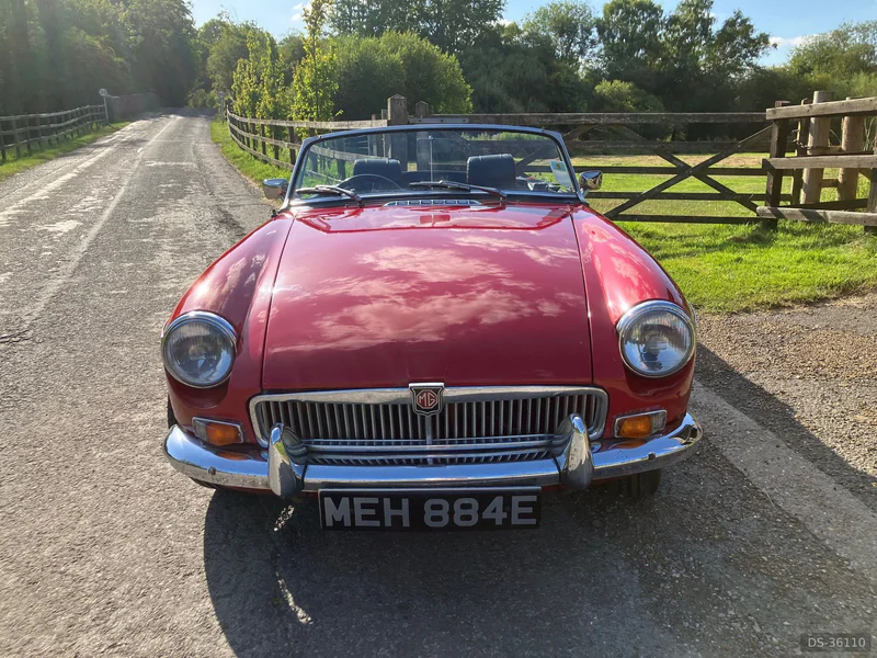 1967 MG B Roadster