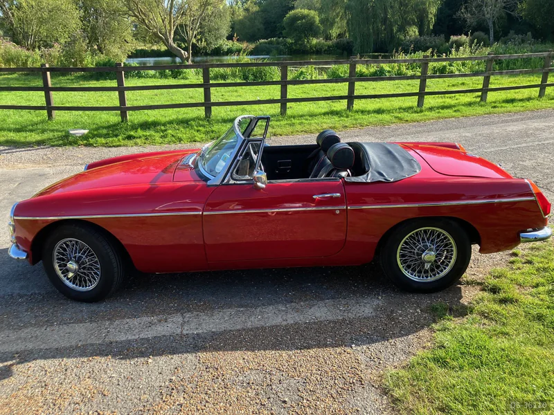 1967 MG B Roadster