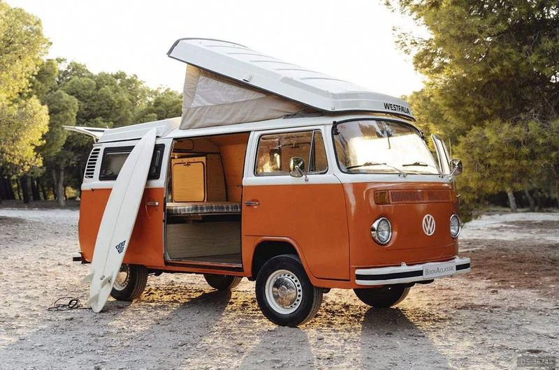 1978 Volkswagen Kombi T2 in Barcelona 3