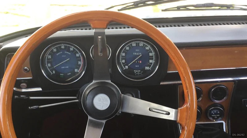 1976 Alfa Romeo Giulia Nuova Super 1300 in Torre Annunziata 7