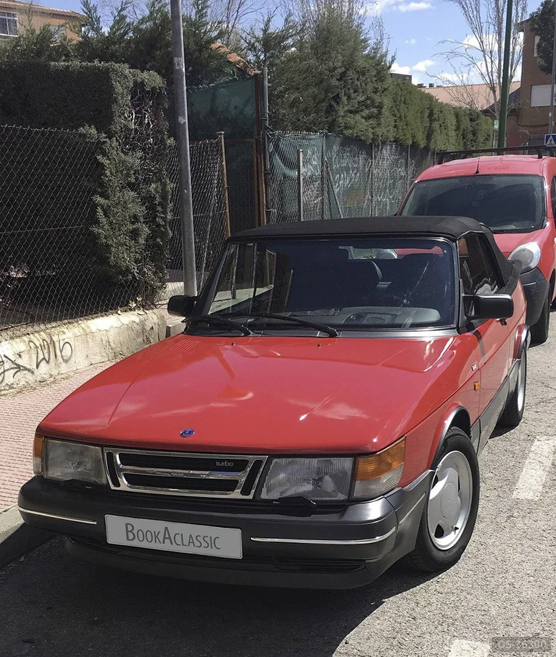 1990 Saab 900 Turbo Cabrio in Madrid 2