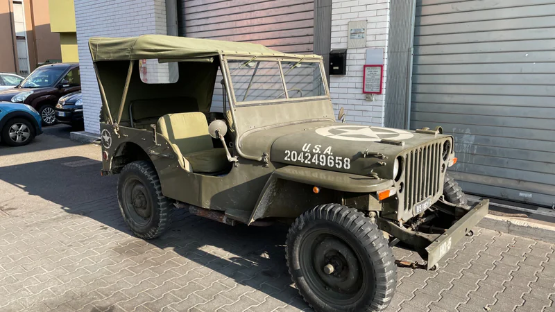 1943 Willys Mb in Piacenza 3