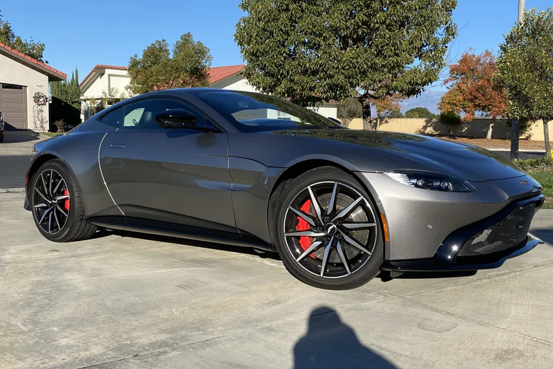 2019 Aston Martin Vantage
