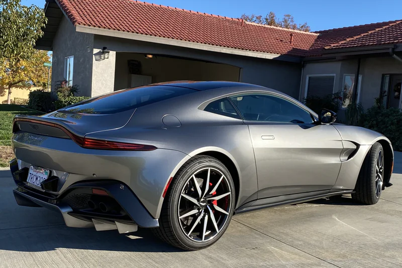 2019 Aston Martin Vantage