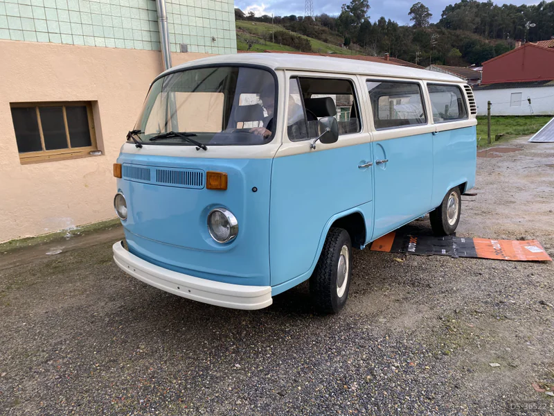 1972 Volkswagen T2 in Aviles