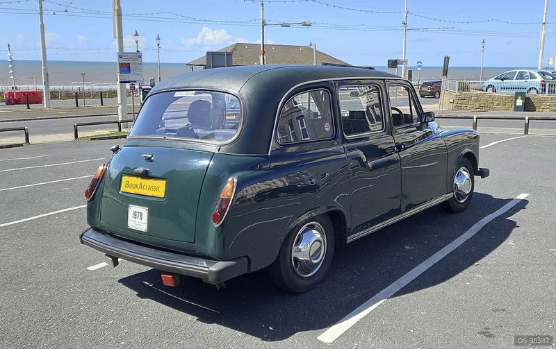 1996 London Taxi Carbodies LTI Fairway in Manchester 2