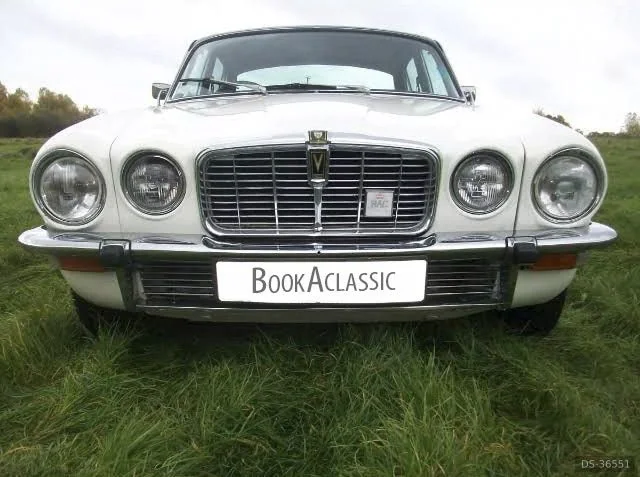 1974 Jaguar Xj12 in Wrexham 5