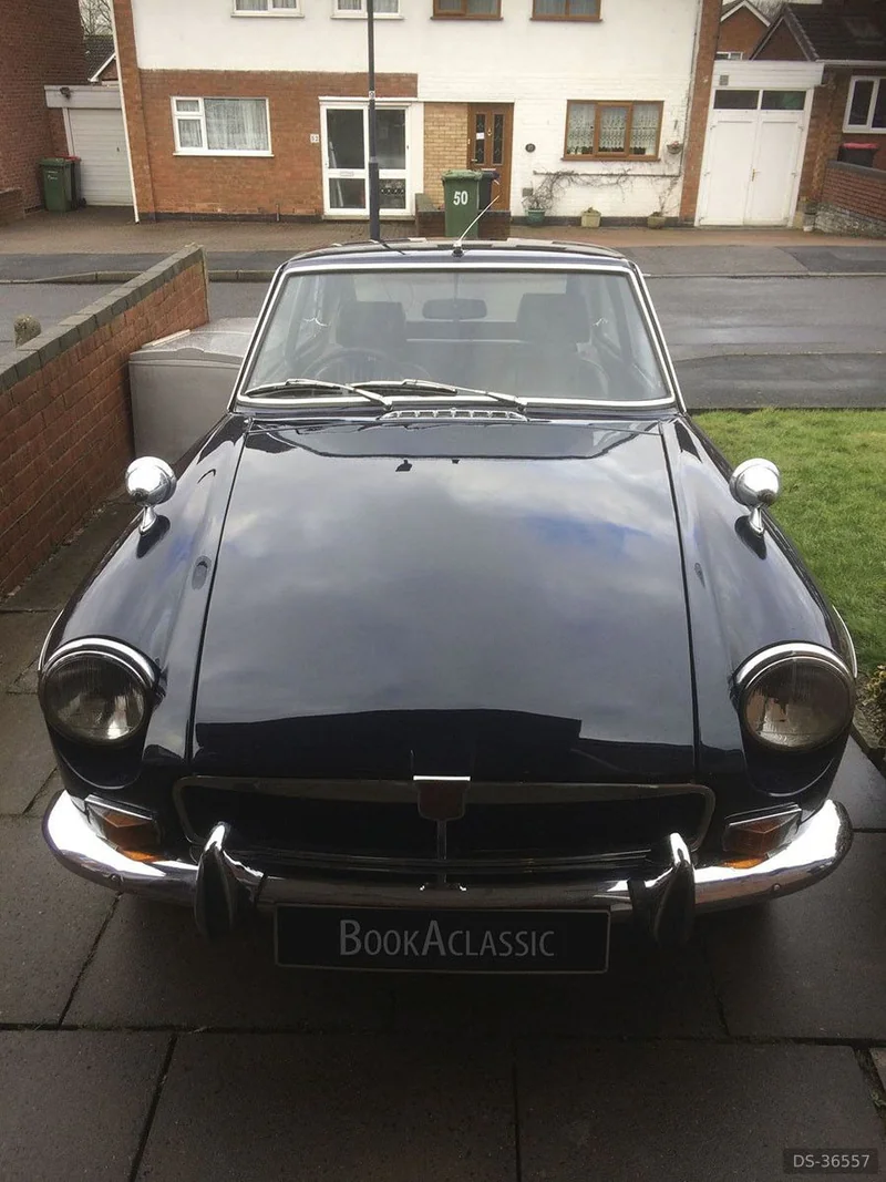 1971 MG B GT in Warwickshire 2
