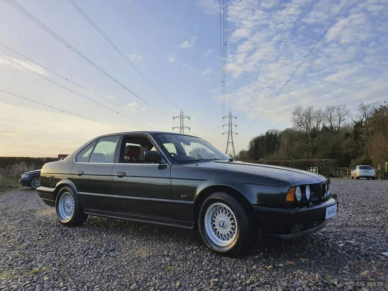1989 BMW 535i in London 8