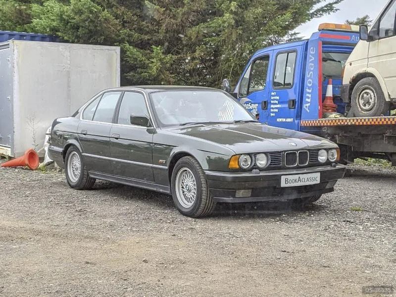 1989 BMW 535i in London
