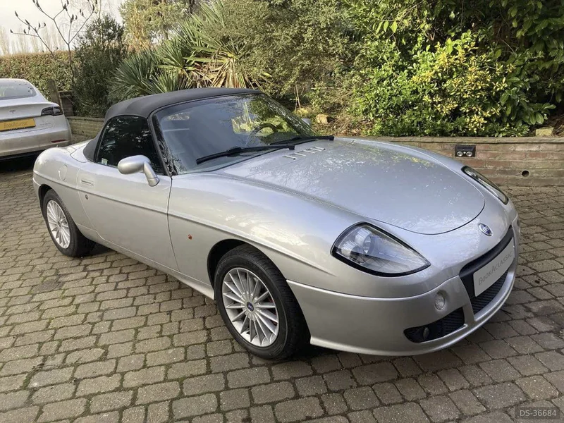 2004 Fiat Barchetta in Tewin 4