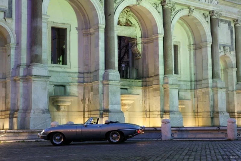 1969 Jaguar E Type Spider in Roma 5