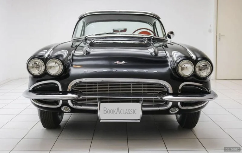 1961 Chevrolet Corvette in Roma 3