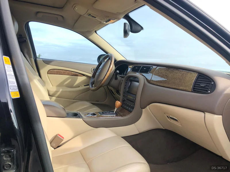 2007 Jaguar S-type Custom in São João Da Talha 8