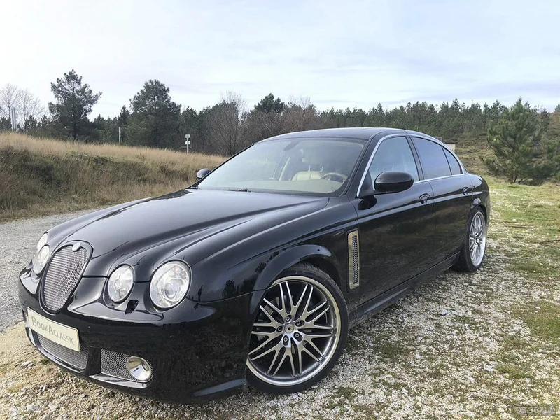 2007 Jaguar S-type Custom in São João Da Talha 1