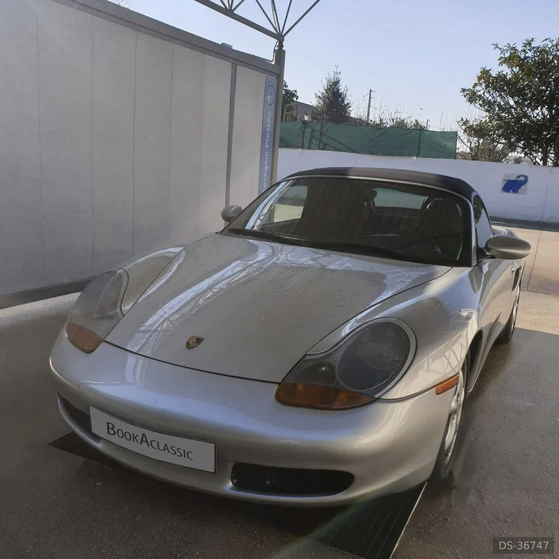 1998 Porsche Boxster in Vila Verde 3