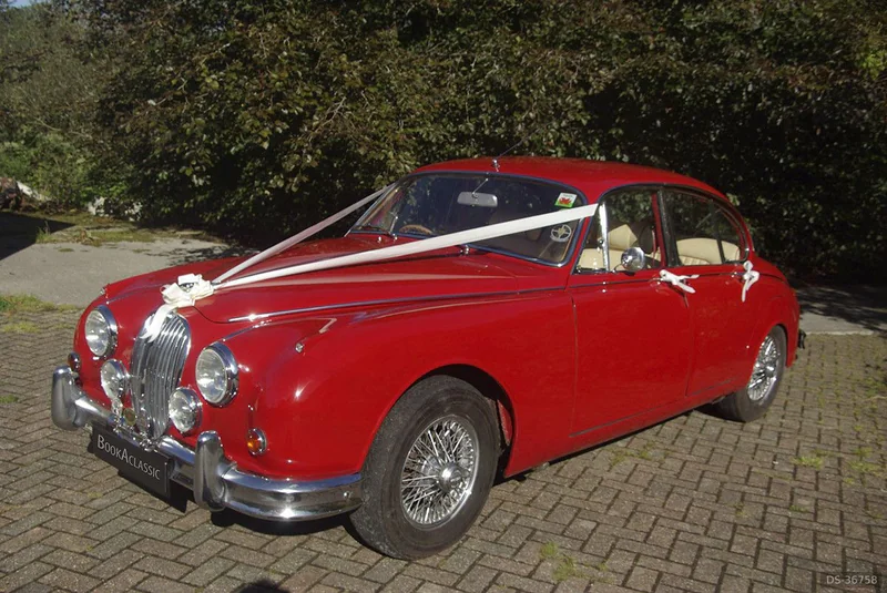 1966 Jaguar Mk Ii in Llanwrda 2
