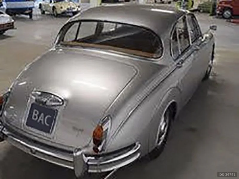 1965 Daimler 2.5 L V8 in Caserta 10